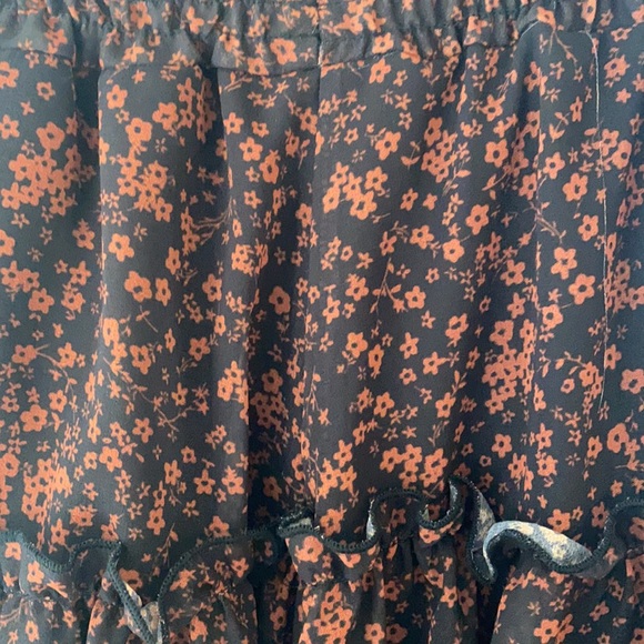 Floral skirt - Picture 7 of 12